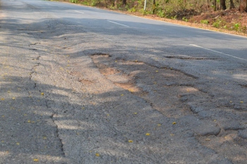 Congress questions Cabral over state of Canacona roads
