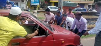 Phaldessai helps remove car from roadside drain