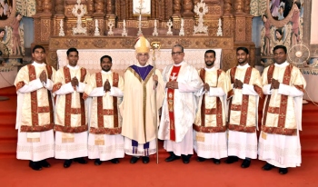 Archbishop confers Order of Diaconate on 6 seminarians