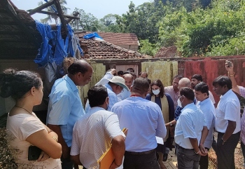 Vasco MLA, collector inspect landslide-prone Vaddem area