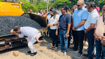 Finally, hotmixing of key Calangute road taken up at cost of Rs 7.5 crore