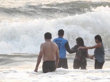 THE HEAT IS ON: ALL ROADS LEAD TO COLVA