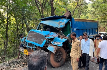 2 mishaps as some trucks still ply on Chorla route