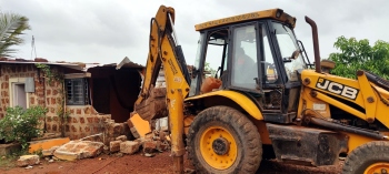 House in funnel zone of Dabolim airport razed