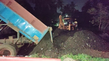 Citizens protest filling of govt land with Sonsodo inert waste