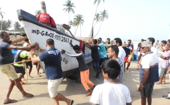Fishing community, officials rehearse cyclone preparedness at Colva beach