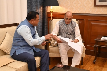 Godinho petitions Defence Minister on Dabolim issues
