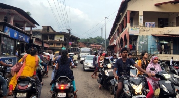 New academic year aggravates traffic woes in Valpoi