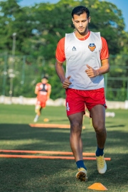 Bedia, Seriton, Princeton heap praise on Anwar Ali