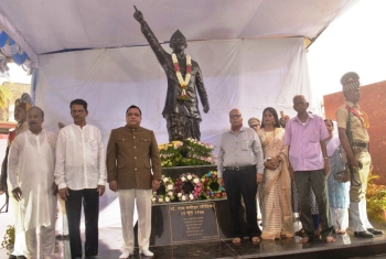 Shun negativity, join hands to take State forward: Minister’s call at Lohia Maidan