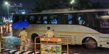 Rebel Sena MLAs arrive in Goa, given tight security cover