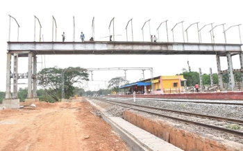 Track doubling project: Protestors brace up to serve people’s stop-work order on authorities