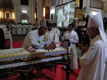Archbishop-Emeritus Raul laid to rest at Se Cathedral