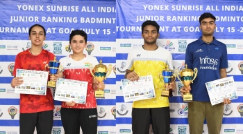 Unnati, Bharat crowned singles champions