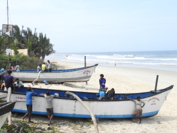With weather conducive for fishing, traditional fishermen raring to go all out at sea to net prized solar shrimps