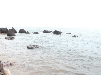 Sand bar at mouth of river Sal hampers smooth navigation of fishing vessels