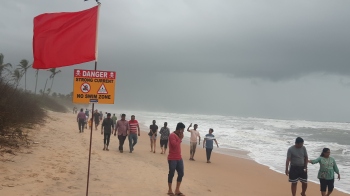 Red flags go up at Colva beach amid rough conditions