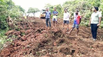 Locals stop tree cutting in Tuem