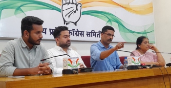 Cong dares BJP to get National Flags hoisted at RSS branches