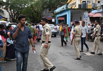 Chaos over stalls' allotment at 'Ashtami' fair; cops clear crowd