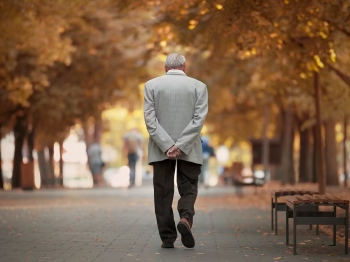 Two studies, one finding: Keep walking to prolong life