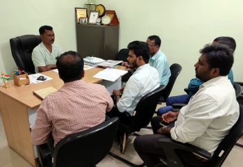 MLA meets power officials, takes stock of erratic supply in Cortalim