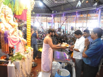 Commercial capital is crumbling, ready to restore its glory: Vijai