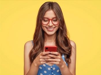 Glued to your phone? Gen Z’s smartphone addiction can boost compulsive buying