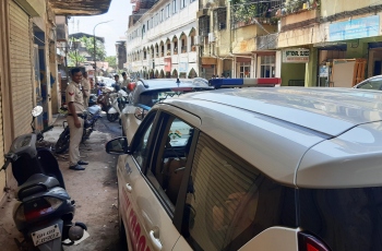 Taking no chances, police deployed at Kamat’s house