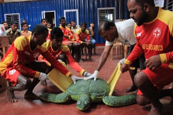 400 attend refresher session on rescue & handling of stranded marine wildlife