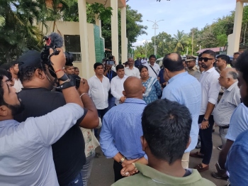 Betul panchas kept out, ‘Minister at doorstep’ programme ends in row