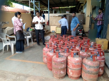 33 underweight LPG cylinders seized in Porvorim