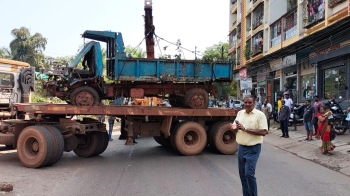 In drive against abandoned vehicles... Mormugao council, traffic dept send 59 vehicles to Sada yard