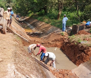 Keri locals suffer from water scarcity