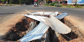 Nuvem residents stop mobile tower work at traffic junction