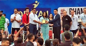 CMC gets 'Green Crusader Award' for beach-cleaning