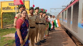Goan students upbeat on their way to educational visit to Jharkhand