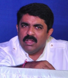 Vijai claims Parrikar blamed him for dividing people