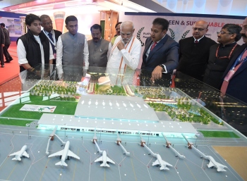 Forecasting future of air traffic growth
