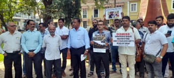 Activists condemn spray attack on Munnalal, say Azad Maidan is sacred