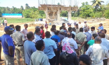 Navelim villagers oppose resumption of bridge work