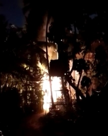 Fire destroys electricity pole at Palolem beach