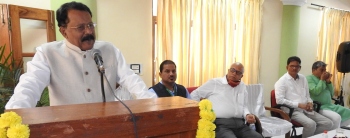 Life, contribution of Swami Vivekananda must be introduced in school curriculum: Guv