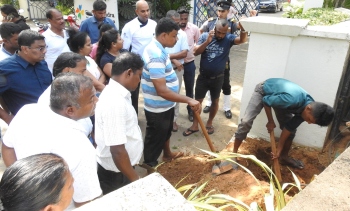 Varca locals hit the road to protest water scarcity