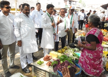 2024 LS polls: Congress vows to reduce fuel prices, back MSMEs