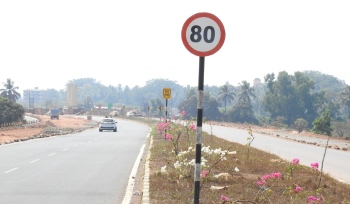Drivers in tizzy over 3 sign boards at Nuvem