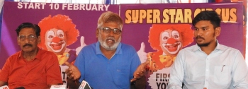 Leaving controversy behind, circus makes rousing start