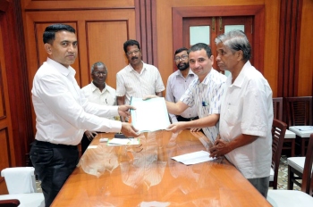 Sawant assures to hold Mapusa Shigmo parade on Sunday: Tople