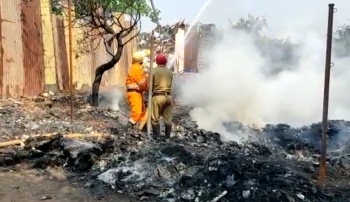 Scrapyard reduced to ashes in Navelim fire