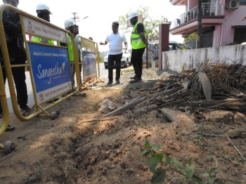 Cracks on Calvaddo-Benaulim roadside: Officials of gas firm called to ascertain cause behind crack